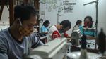 Melihat Buah Karya Penyandang Disabilitas