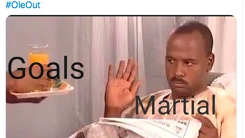 Martial digambarkan tidak mau mencetak gol padahal peluang sudah terbuka lebar. Foto: Twitter