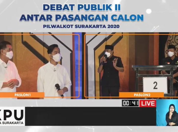 Paslon Gibran-Teguh dan Bajo saat debat pamungkas Pilkada Solo, Kamis (3/12/2020)