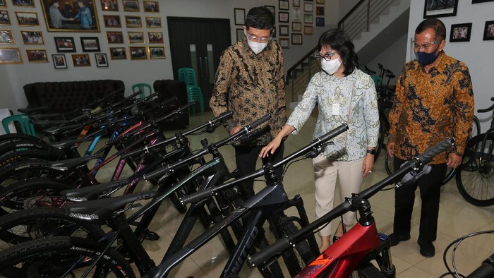 Peran IKM dalam Industri Sepeda Kementerian Perindustrian mendukung pengembangan dan kemajuan industri dalam negeri, terlebih IKM yang terdampak pandemi