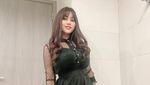 7 Potret Resty Novita yang Pernah Beri Tips Malam Jumat Buat Pria