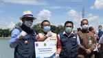 Foto: Ridwan Kamil dan Perahu Wisata Situ Rawa Besar