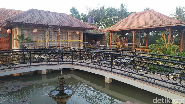 Rumah mewah milik Big Boss Cianjur.