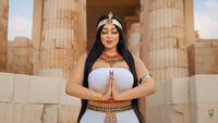 Bergaya ala Cleopatra di depan piramida rupanya berbuntut panjang bagi Salma. Berdasarkan informasi terbaru, Salma dan fotografernya sudah dibebaskan setelah membayar sejumlah uang jaminan. (dok. Instagram)