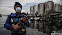 Menurut keterangan salah satu petugas, wilayah perairan perbatasan Dumai-Rupat masih rawan aktivitas kriminal karena berbatasan langsung dengan Malaysia.