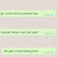 Jangan galak-galak dong ah kalau jadi penjual. Bikin jadi nggak jadi beli kan kalau gini.. Foto: Twitter.com/@txtdarionlineshop