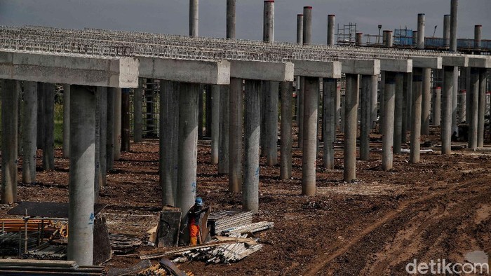 Pembangunan Jalan Tol Cibitung-Cilincing (JTCC) terus berlangsung. Proyek jalan tol tersebut pun ditargetkan dapat beroperasi pada 2021 mendatang.