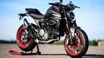 Potret Ducati Monster 2021 yang Tampil Makin Modern dan Langsing
