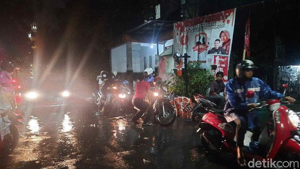 genangan di surabaya