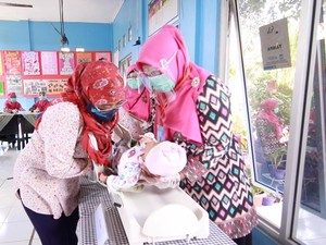 Cegah Stunting, Posyandu Dibuka Kembali dengan Protokol Kesehatan