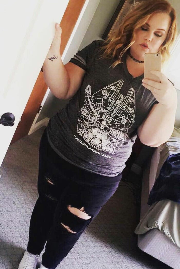 Samantha Rawley asal Amerika Serikat ini menjalankan balas dendam elegan setelah mantan pacarnya tolak mengenalkan ia ke orangtuanya. Ia pun bertransformasi.