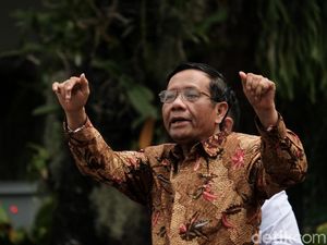 Jokowi Bicara Revisi, Mahfud Cerita Banyak yang Semangat Usul UU ITE di 2007