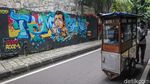 Muncul Grafiti DKI-1 Tumbang di Cikini