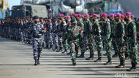 Komandan PPRC Mayjen TNI Dedy Kusmayadi melakukan inspeksi pasukan.