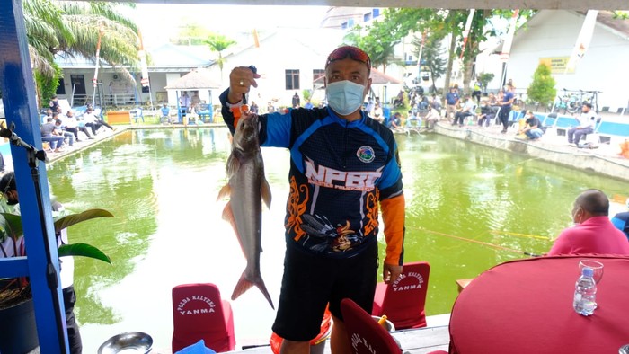 Polda Kalimantan Tengah (Kalteng) mengadakan agenda silaturahmi dengan jurnalis. Silaturahmi tersebut diisi dengan kegiatan memancing bersama.