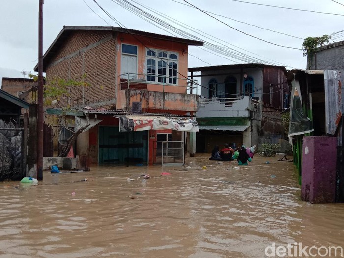 Banjir Belum Surut Hujan Kembali Guyur Medan