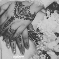 Dilansir Mothership, Syahindah bertemu dengan mantan tunangan suatu hari. Mengejutkan, pria itu mengaku ingin memutuskan hubungan mereka tanpa alasan lalu langsung pergi. Setelahnya, pria tersebut tidak bisa dihubungi dan Syahindah diblokir oleh dia bahkan keluarganya. Foto: lightviewsg/FB