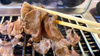 . Di sini potongan dagingnya tidak keras, tidak butuh waktu lama untuk dipanggang. Saat dimakan langsung meleleh di mulut.  Foto: detikFood