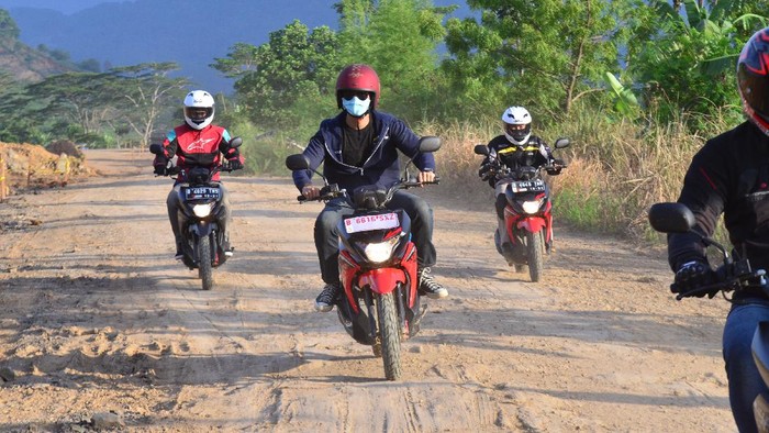Test Ride Suzuki Nex Crossover