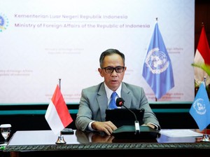 Kemlu Ungkap Tantangan Dunia Internasional hingga 2022: Afghanistan-AUKUS