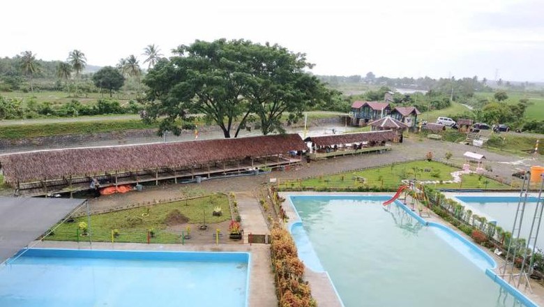 WP Keumala Kolam pemandian di Kabupaten Pidie, Aceh.