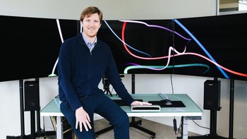 9. Austin Russel (25): Kekayaan Austin Russel yang masih sangat muda saat ini berkisar USD 2,4 miliar. Dia mendirikan startup Luminar Technologies saat masih berusia 17 tahun. Perusahaan ini bergerak di bidang teknologi kendaraan otonom. Foto: Twitter@LuminarTech