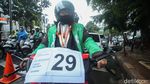 Bangga ! Driver Ojol Ini Wisuda Lho