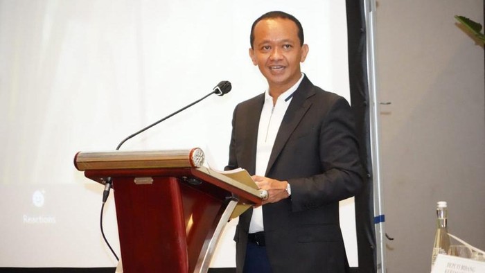 BKPM Optimis Jawab Tantangan Investasi 2021 Pascapenguatan kelembagaan dan kewenangan tahun ini, BKPM optimis mampu menjawab tantangan investasi di tahun 2021.