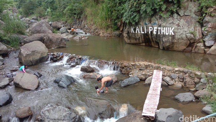 Desa Rahtawu Kecamatan Gebog, Kudus Desa Rahtawu Kecamatan Gebog, Kudus