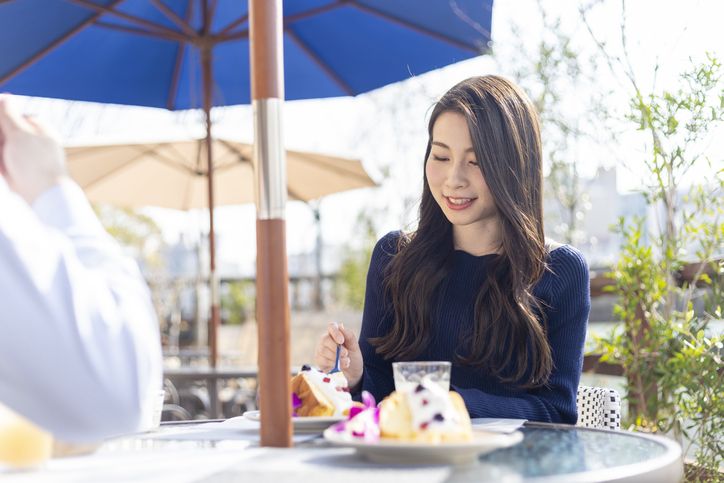 Duh! Cewek Ini Gemetar Tahan Lapar Gegara Tak Dibelikan Makan Gebetan