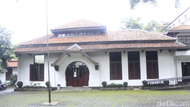 Gedung Indonesia Menggugat
