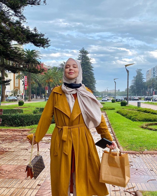 Dilihat dari akun Instagram-nya, Ihssane Benalluch sering kali mengunggah konten yang mendukung toleransi dan kemanusiaan. Foto: Instagram @ihssanebenalluch