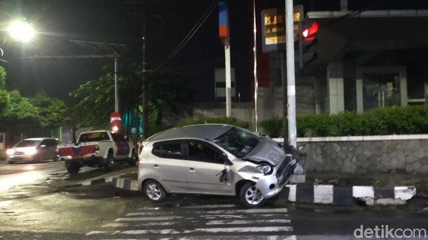 kecelakaan di surabaya