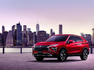 Mitsubishi Luncurkan Eclipse Cross Plug-In Hybrid