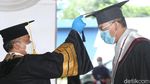 Seperti Ini Momen Wisuda Drive-Thru di Jakarta