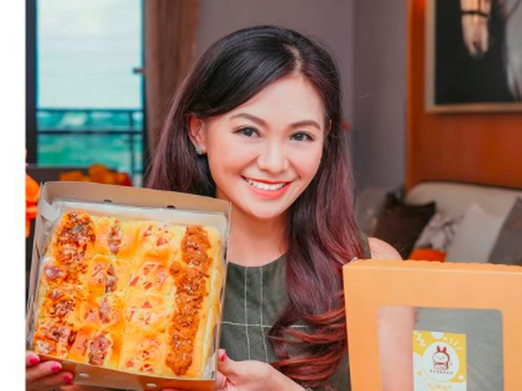 10 Gaya Puspa Dewi, Nenek Awet Muda yang Makin Hitz Setelah Viral
