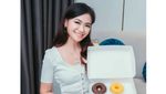Puspa Dewi, Nenek Cantik 53 Tahun yang Hobi Makan Sehat