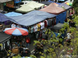 Jakarta PSBB Ketat, Kasatpol Ingatkan PKL Tak Patuh Prokes Bisa Dibubarkan
