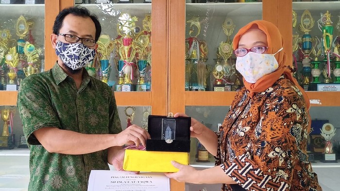 ui, fkg ui, fkg Mahasiswa Magister FKG UI Adakan Penyuluhan PHBS Daring untuk Cegah COVID-19