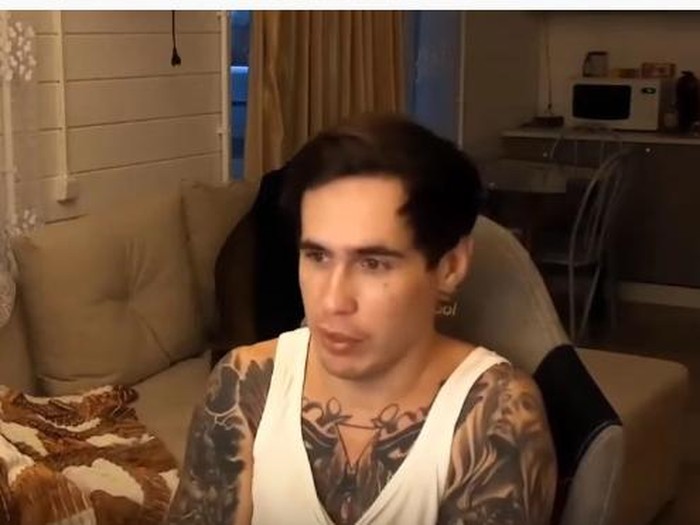 Youtuber Stas Reeflay membunuh kekasihnya Youtuber Stas Reeflay membunuh kekasihnya