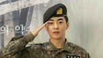 10 Potret Xiumin yang Hari Ini Bebas Wajib Militer