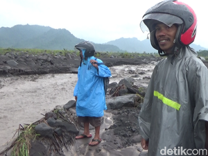 Banjir Lahar Hujan Semeru, BPBD Lumajang Imbau Warga Jauhi Aliran Sungai