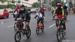 Bundaran HI Ramai Pesepeda di Hari Terakhir PSBB Transisi Jakarta