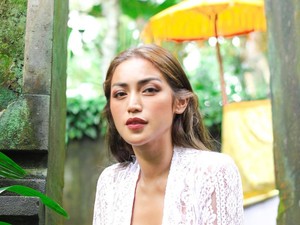 Setelah Dibaptis, Jessica Iskandar Jawab Kemungkinan Pindah Agama karena Pacar