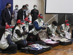 Bansos Jabodetabek di Kasus Juliari Baru Sekelumit, KPK Didorong Usut Tuntas