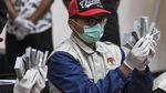 Penampakan Tumpukan Uang Diduga Suap Bansos Corona dalam Koper