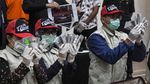 Penampakan Tumpukan Uang Diduga Suap Bansos Corona dalam Koper
