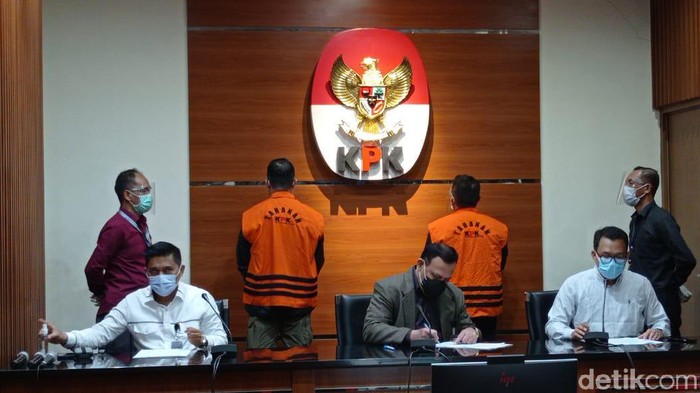 KPK tahan Mensos Juliari Batubara (Wilda/detikcom)