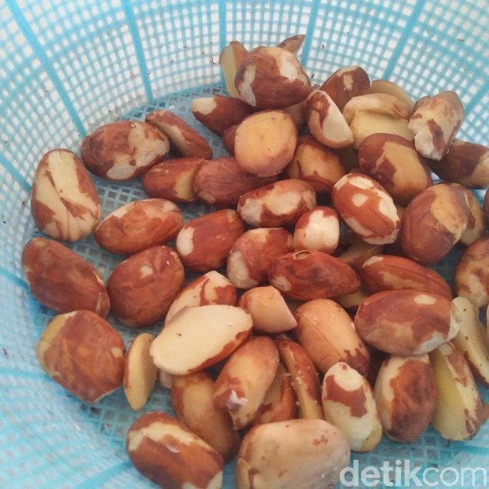 Kriuk Renyah Kerupuk Beton Khas Lamongan