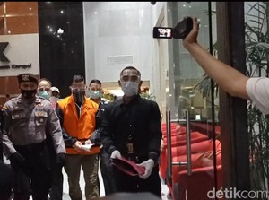 Mensos Juliari Batubara saat Ditahan KPK: Saya Ikuti Dulu Prosesnya